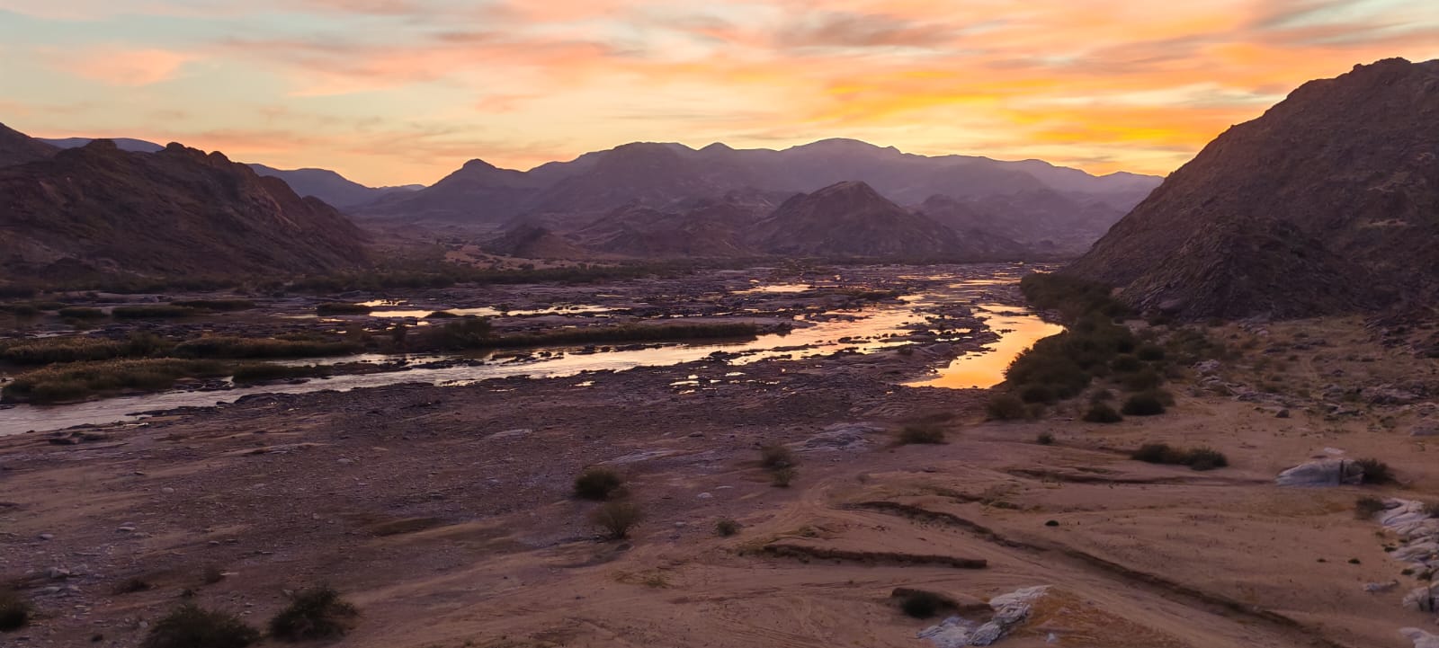 Namaqualand: River to Atlantic 4×4 Camping Expedition gallery photo 15