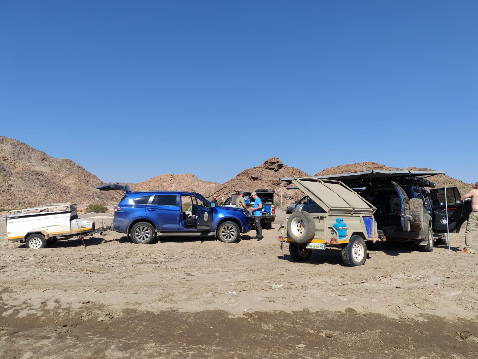 Namaqualand: River to Atlantic 4×4 Camping Expedition gallery photo 4